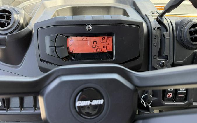 2026 Can-Am Defender MAX DPS CAB HD10