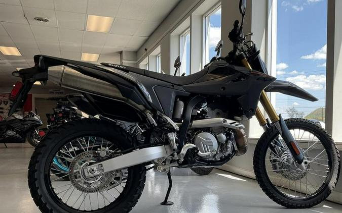 2025 Suzuki DR-Z4S
