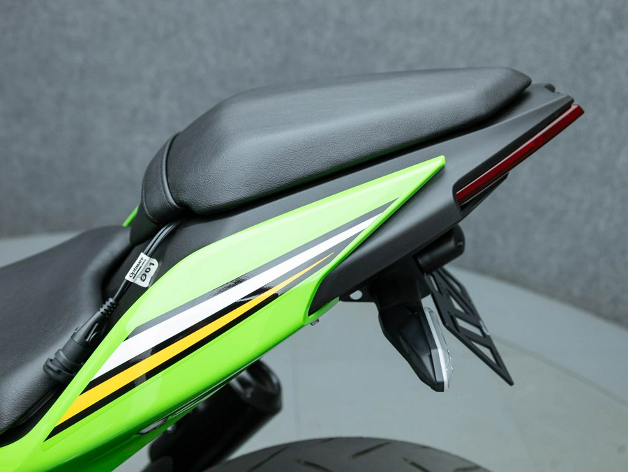 2025 KAWASAKI EX500 NINJA 500 KRT SE W/ABS