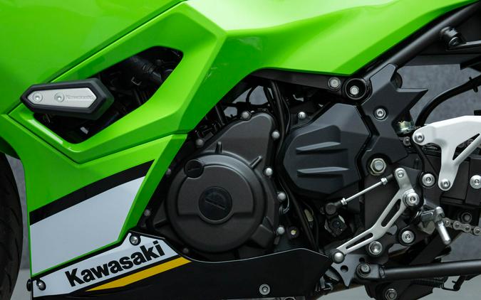 2025 KAWASAKI EX500 NINJA 500 KRT SE W/ABS