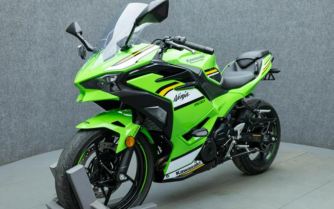 2025 KAWASAKI EX500 NINJA 500 KRT SE W/ABS