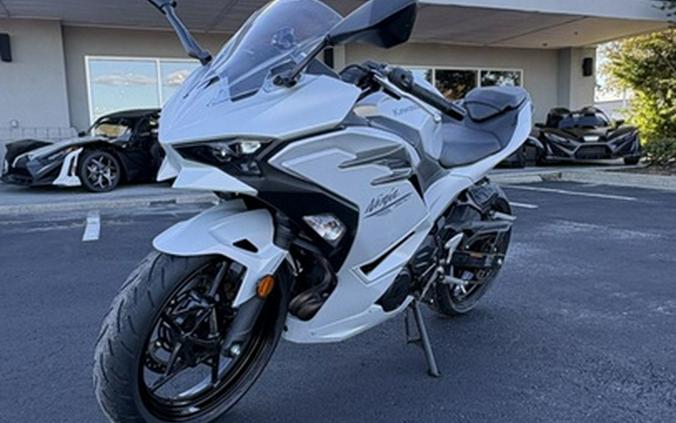 2025 Kawasaki Ninja 500 ABS