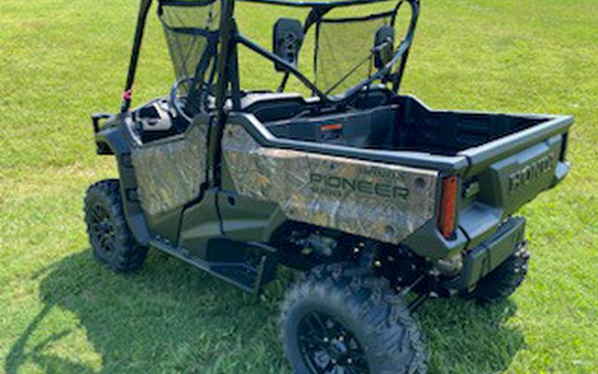 2023 Honda Pioneer 1000