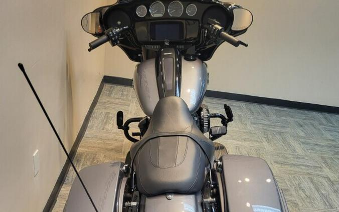 2021 Harley-Davidson® Street Glide® Special Gauntlet Gray Metallic - Black Finish FLHXS