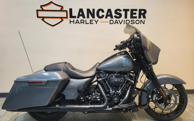 2021 Harley-Davidson® Street Glide® Special Gauntlet Gray Metallic - Black Finish FLHXS