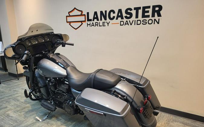 2021 Harley-Davidson® Street Glide® Special Gauntlet Gray Metallic - Black Finish FLHXS