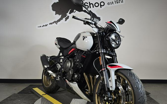 2026 Triumph TRIDENT 800
