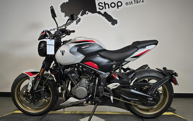 2026 Triumph TRIDENT 800
