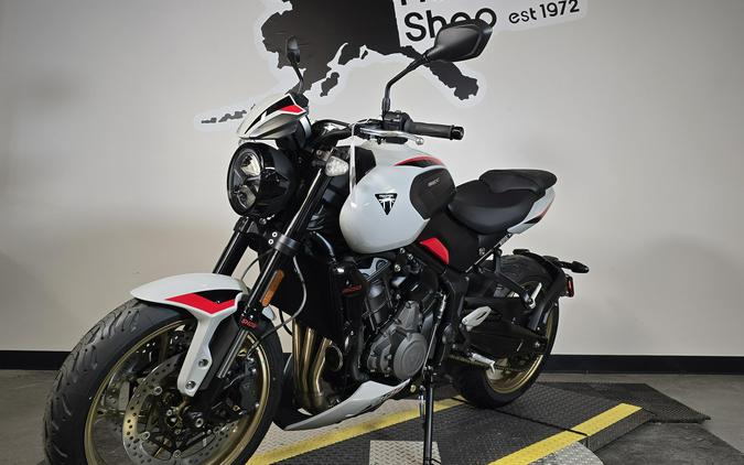 2026 Triumph TRIDENT 800