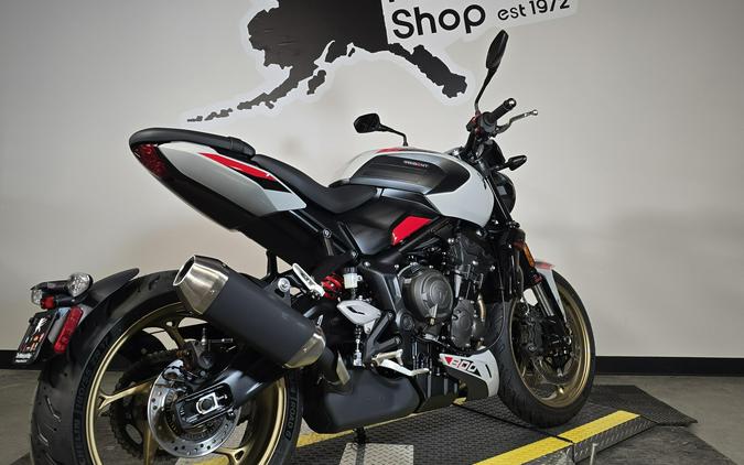 2026 Triumph TRIDENT 800
