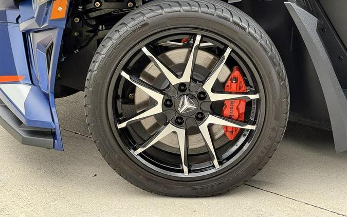 2022 Polaris Slingshot® Slingshot® R Midnight Storm Fade (Manual)