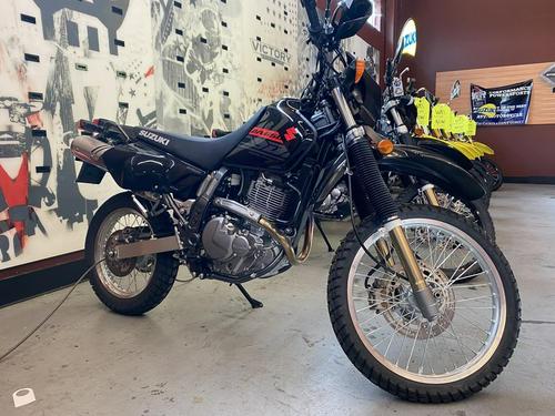 2019 Suzuki DR650S Review: Lowered Dual Sport Motorcycle