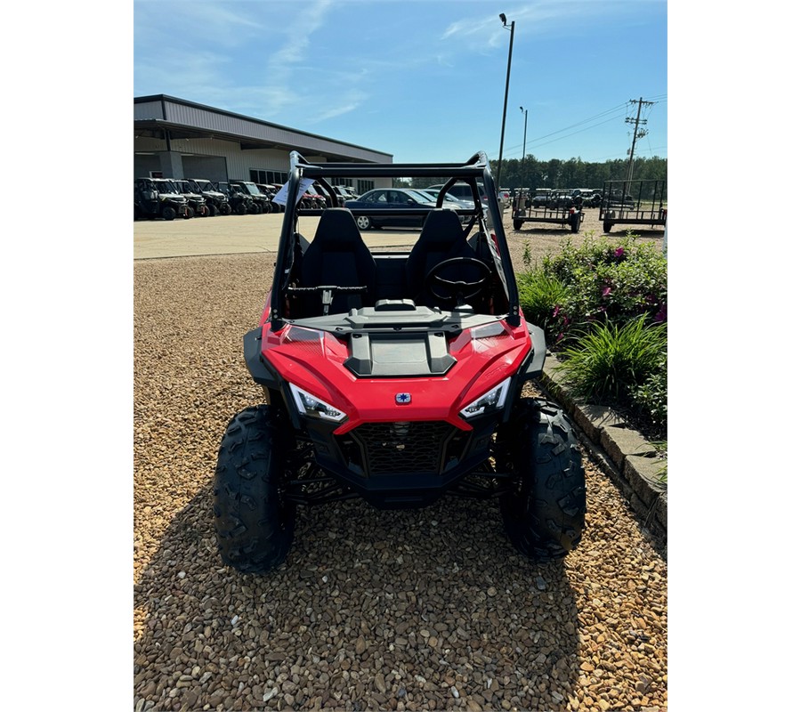 2025 Polaris RZR 200 EFI