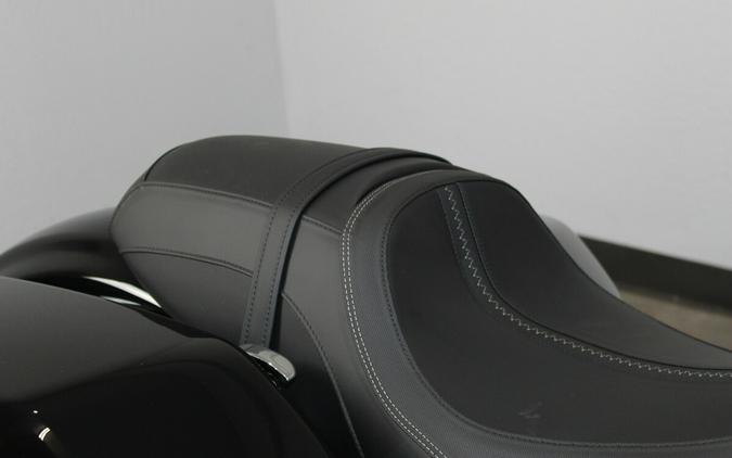 Harley-Davidson® Street Glide® 2026 FLHX 84671949 VIVID BLACK