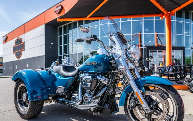 2021 Harley-Davidson Freewheeler Billiard Teal