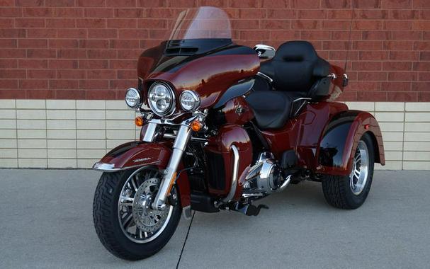 2024 Harley-Davidson® FLHTCUTG - Tri Glide® Ultra