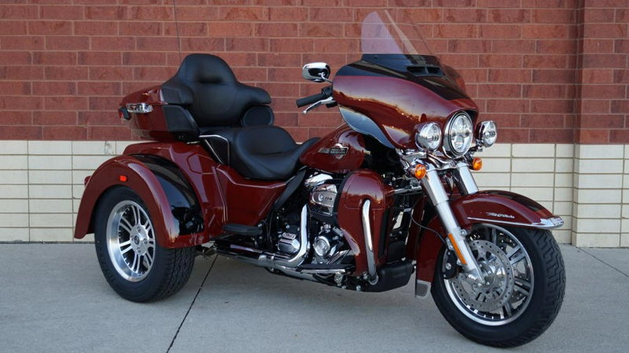 2024 Harley-Davidson® FLHTCUTG - Tri Glide® Ultra