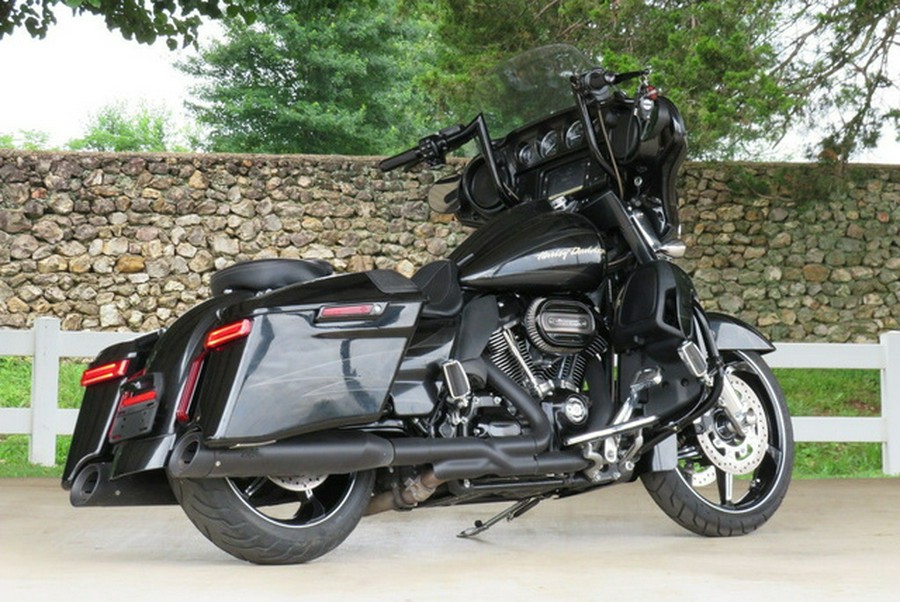 2017 Harley-Davidson FLHXSE - CVO Street Glide