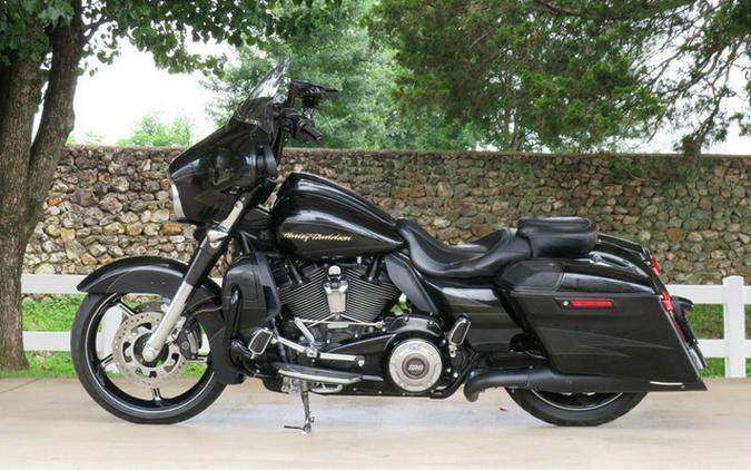 2017 Harley-Davidson FLHXSE - CVO Street Glide