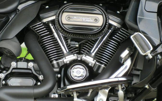 2017 Harley-Davidson FLHXSE - CVO Street Glide