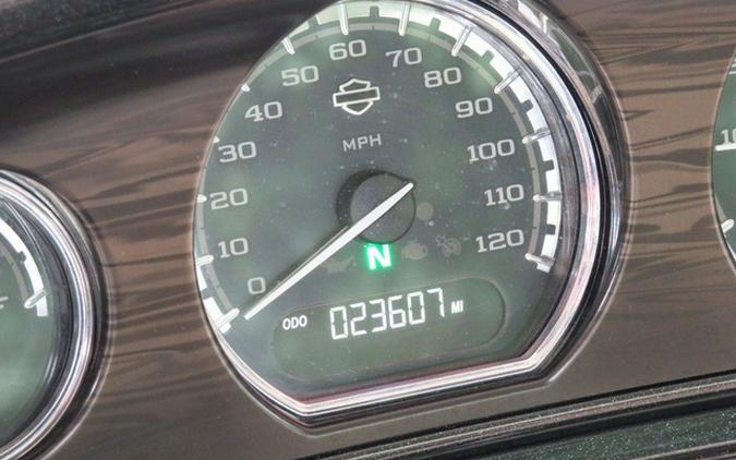 2017 Harley-Davidson FLHXSE - CVO Street Glide