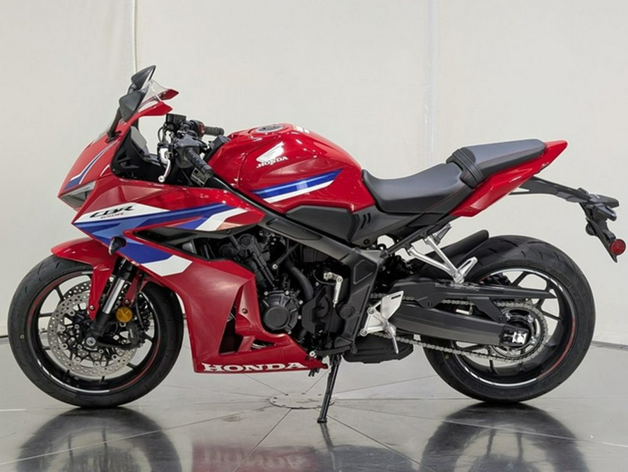 2025 Honda CBR650R E-Clutch