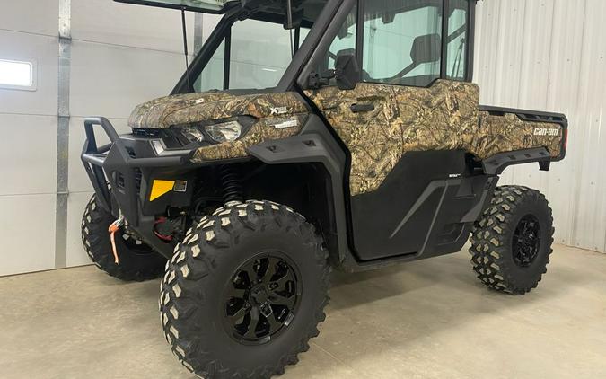 2023 Can-Am® 2023 DEFENDER LTD CAB HD10 CAMO SKU # 8JPF