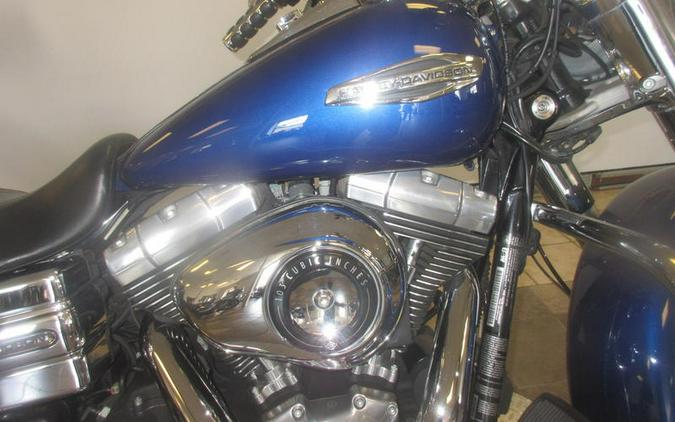 2015 Harley-Davidson® FLD - Dyna® Switchback™