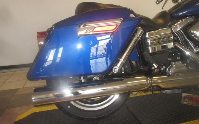 2015 Harley-Davidson® FLD - Dyna® Switchback™
