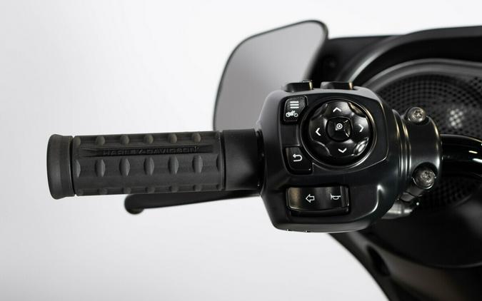 2026 Harley-Davidson® Street Glide® FLHX