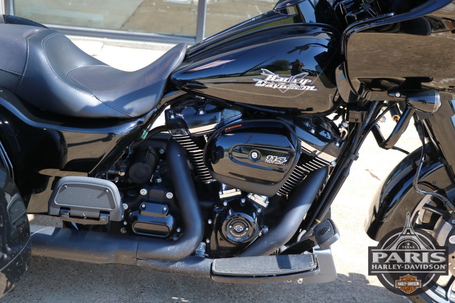 FLTRT 2023 Road Glide 3