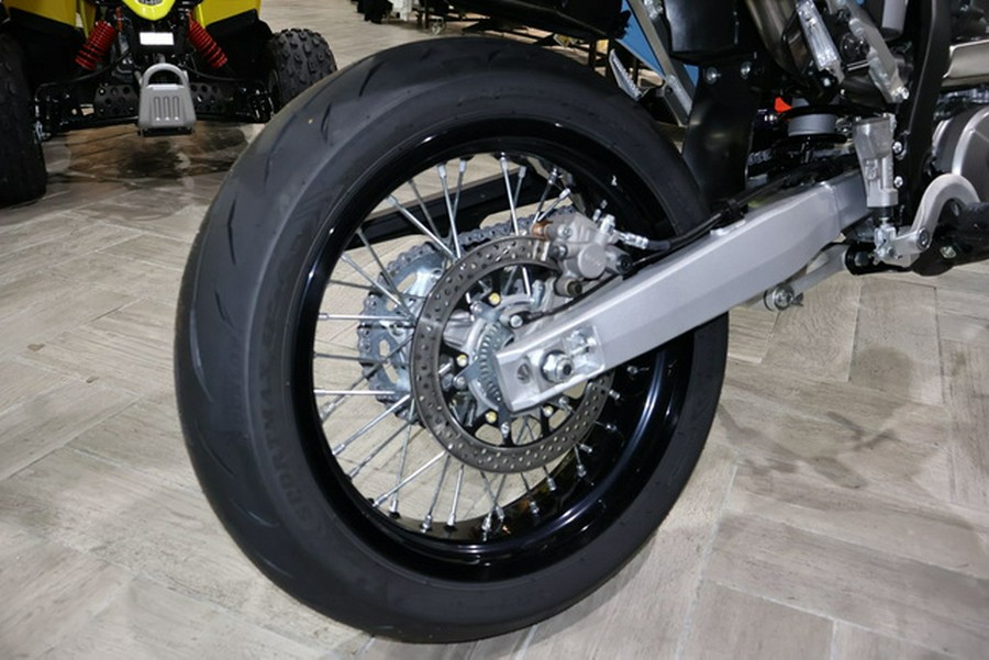 2025 Suzuki DR-Z4SM