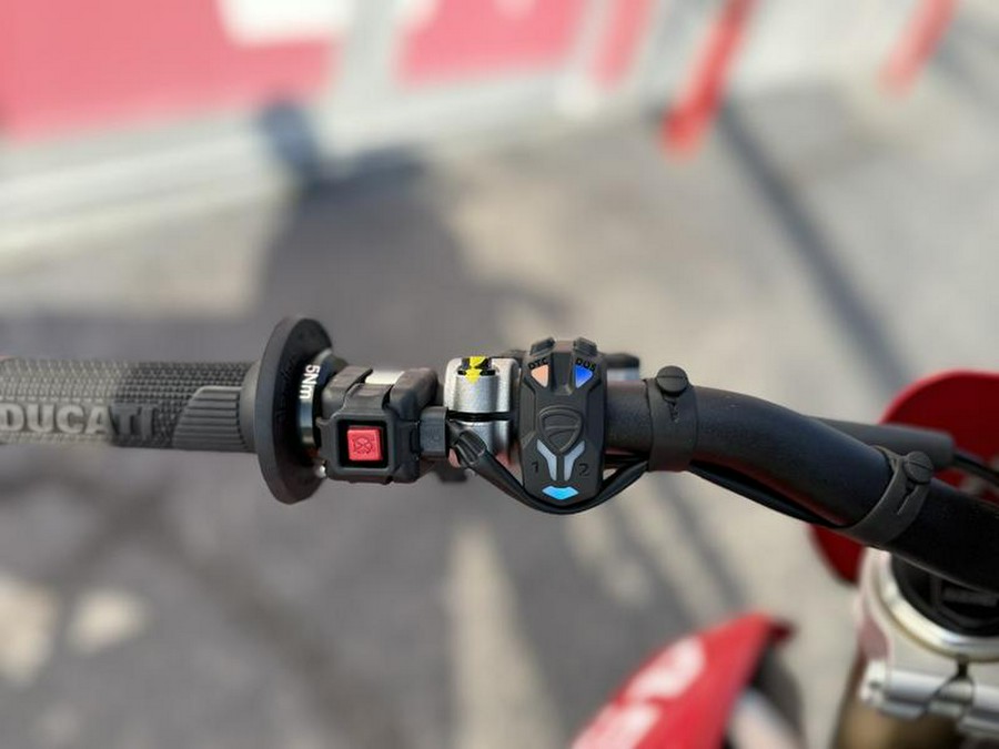 2026 Ducati Desmo450 MX