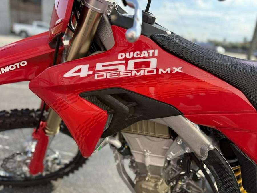 2026 Ducati Desmo450 MX