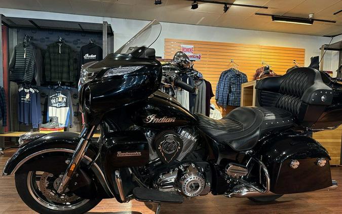2022 Indian Roadmaster Black Metallic