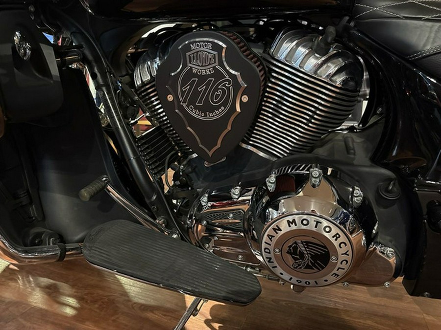2022 Indian Roadmaster Black Metallic