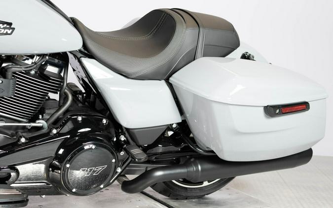 2026 Harley-Davidson Street Glide FLHX