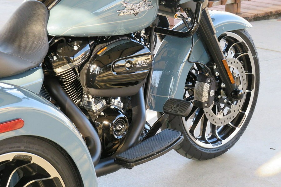 2024 Harley-Davidson® FLTRT - Road Glide® 3