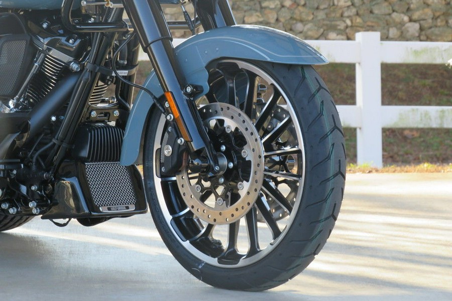 2024 Harley-Davidson® FLTRT - Road Glide® 3