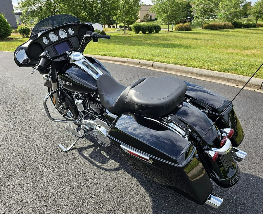 2023 Harley-Davidson® FLHX - Street Glide®