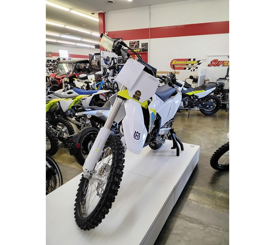 2025 Husqvarna FC 250