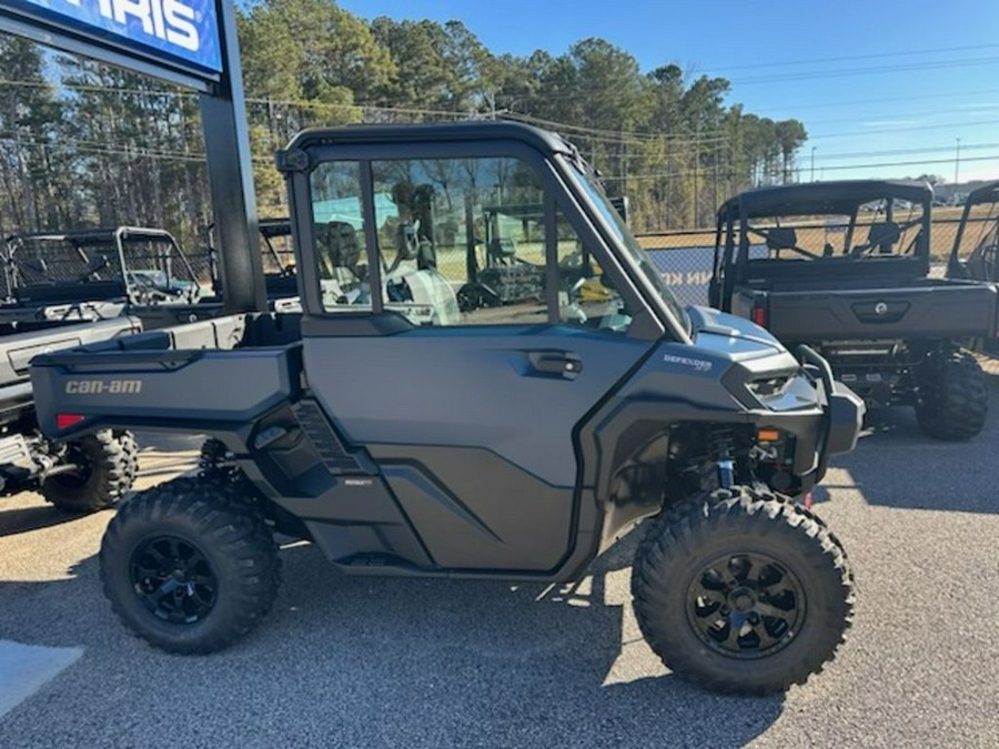 2026 Can-Am Defender XT CAB HD11