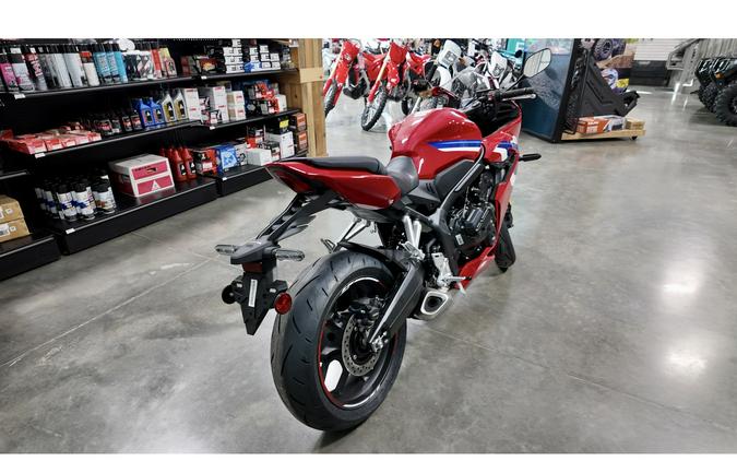 2026 CBR650R E-Clutch - Honda