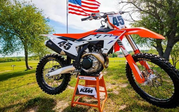 MXA FIRST RIDE: SPINNING LAPS AT RED BUD ON THE 2023 KTM 450SXF