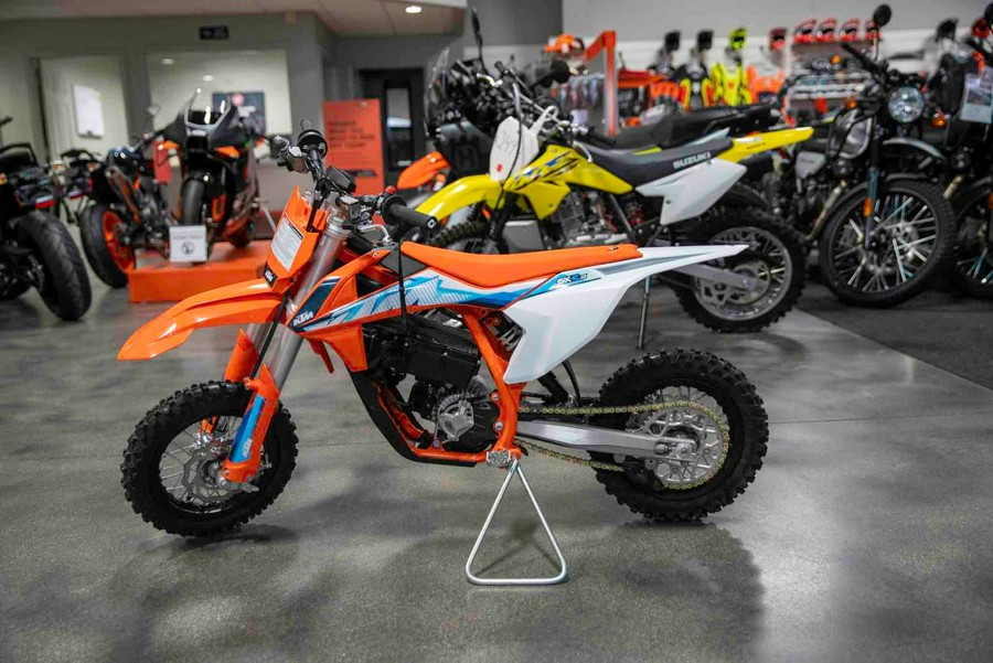 2024 KTM SX-E 3