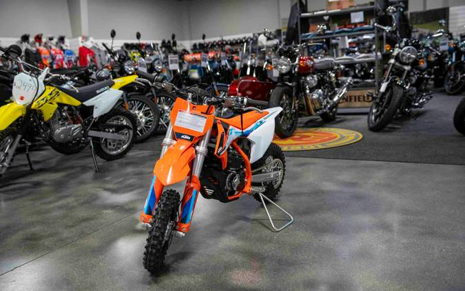 2024 KTM SX-E 3