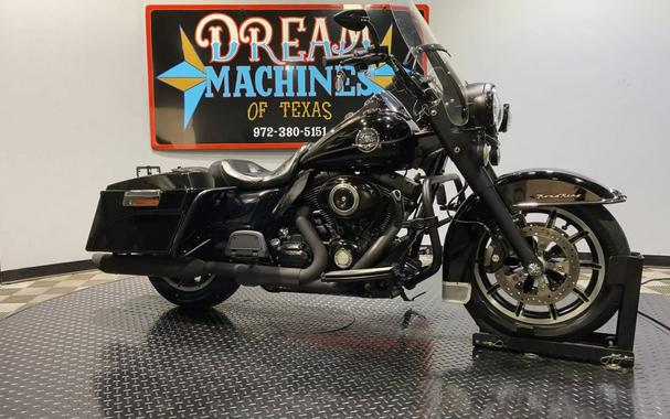 2009 Harley-Davidson® FLHRC - Road King® Classic