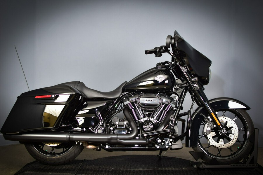 2022 Harley-Davidson Street Glide Special