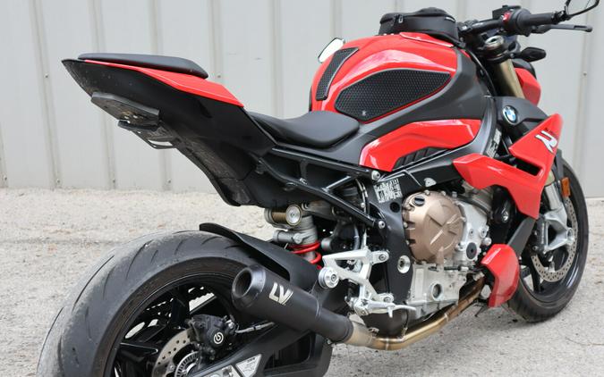 2022 BMW S1000R