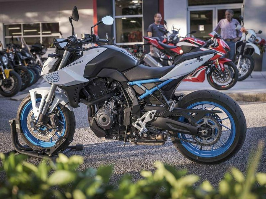 2023 Suzuki GSX-8S